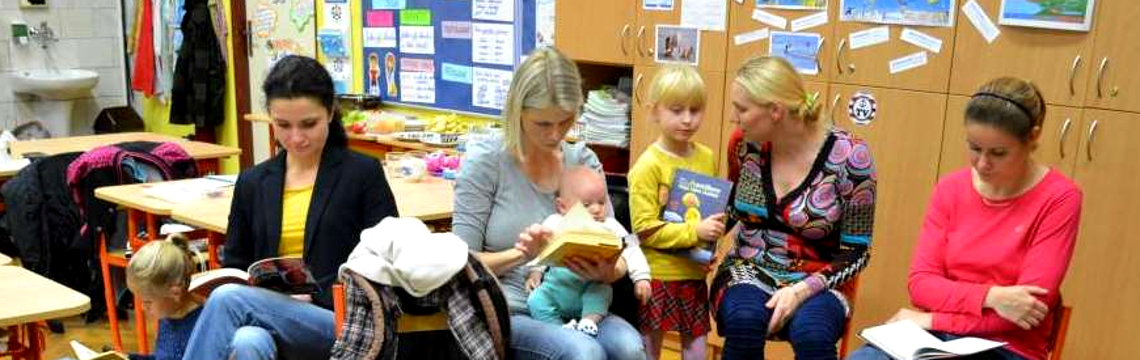 Večerní dílna čtení s maminkami ve 3. A