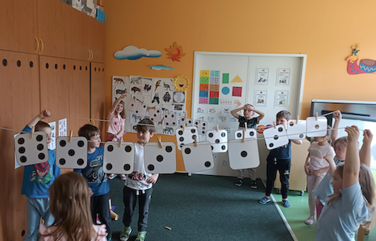 Budoucí učitelé první třídy navštívili mateřskou školu