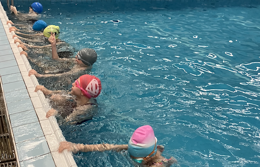 Žáci 3.A začali chodit na plavání